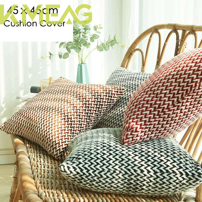 【サイズ】45*45cm 【カラー】ブラック、ワイン、グレー、コーヒー色、杏色 【素 材】綿混紡 【point】 肌触りにこだわった、クッションカバー。 滑らかでしっとりとしていて、いつまでも触ってい